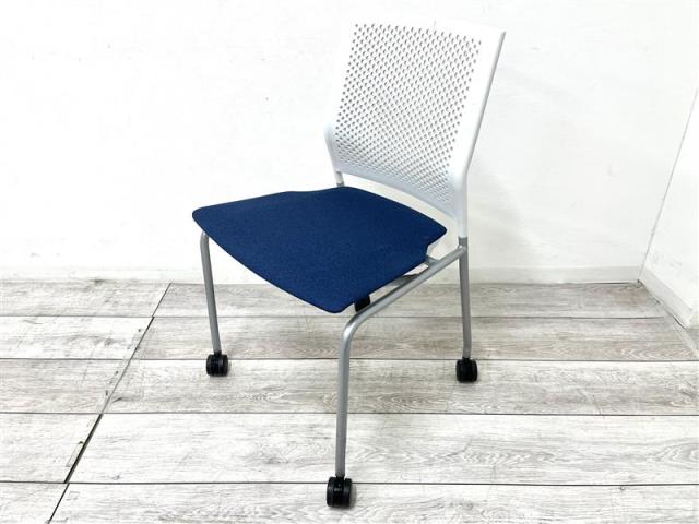 【中古】FM-310シリーズ  ウチダ（UCHIDA) ネスティングチェア