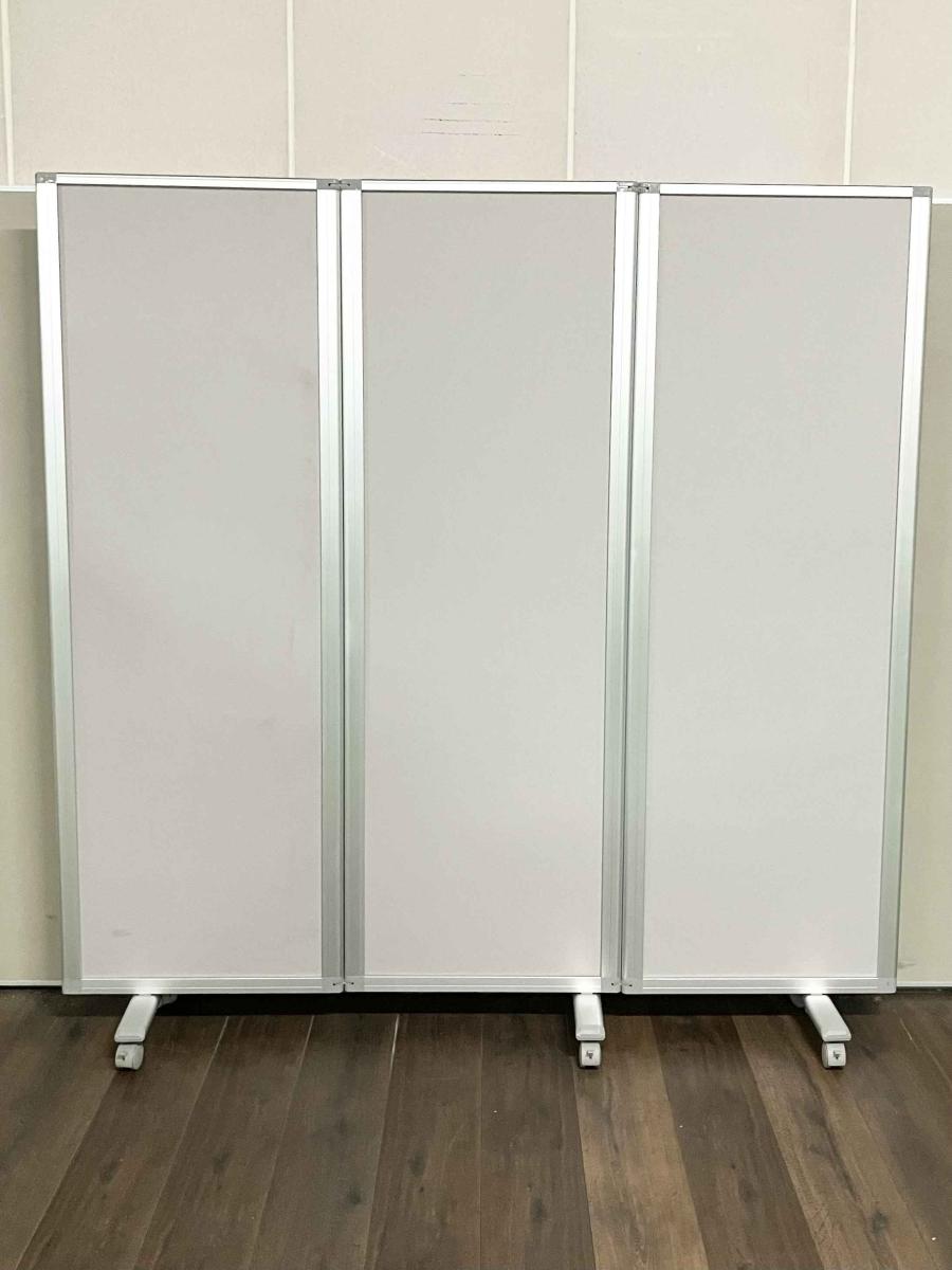 【中古業界では珍しい3連パーテーションが入荷！！】　その他メーカー　グレー　商談スペースや少し目隠しをしたい際にもってこい！！〈岐阜・愛知・三重・静岡・福井〉
(CS在庫)
                        その他シリーズ
                                    中古
            