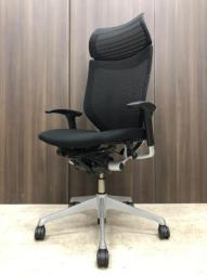 【激レア！ヘッドレスト付】定価250,000円が827000円に！オカムラ/バロン/ブラック/可動肘/座面クッション/ポリッシュフレーム【まるでエグゼクティブ！】