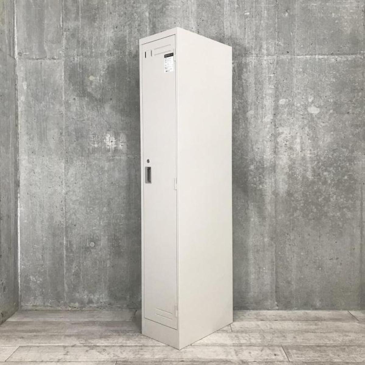 【安心の国内メーカー！掃除用具入れにもおすすめ！】■KOKUYO（コクヨ）　LKシリーズ　1人用更衣ロッカー　縦型ロッカー　■ニューグレー　■シリンダー錠 【弊社使用欄：A01032752】
                        LKロッカー
                                    中古
            