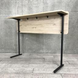 【9/9・2台入荷予定】【スタイリッシュかつ温かみのあるテーブル！リフレッシュスペースにフィット！】■コクヨ（KOKUYO）　コレッソ（Collesso）　ハイテーブル/カウンターテーブル　W1400mm　■木目ナチュラル/脚：ブラック