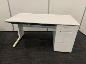 人気/オススメ/配線　コクヨ（KOKUYO）アイエス（IS）片袖机　W1400【外部倉庫品】【BR】