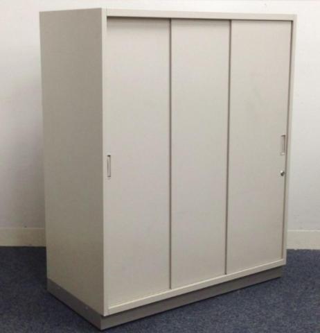 【中古】シンライン  イトーキ（ITOKI） ローキャビネット／引き違い