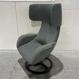 中古】アーロンチェア AE111PWB Herman Miller/ハーマンミラー