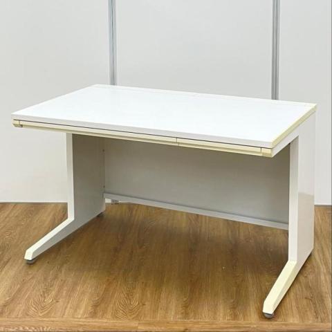 【中古】アドバンス  オカムラ（okamura） 平机