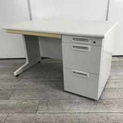 【プラス製LAシリーズ片袖デスク(W1200×D700×H700)が入荷！定番の幅1200㎜の片袖デスク！】■プラス製　LAシリーズ　片袖机　(W1200×D700×H700)　■ホワイト　■シリンダー鍵(一部)