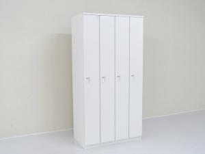 【遠方倉庫在庫品】4人用で使いやすい衣装ロッカー入荷！内部鏡も付いていて女性にもおすすめ！■イトーキ/LB　■ホワイト　■シリンダー錠　【RA】