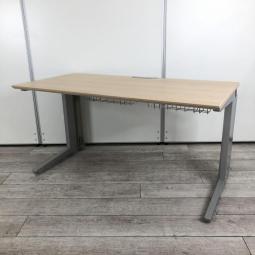 《先行予約品/9月下旬-10月入荷予定》オカムラ製の平机(事務机)【プロユニット】　　＊良品を格安で！「オフィスバスターズ福岡南店」は、福岡を拠点として、全国へ中古オフィス用品・オフィス家具を提供しております。