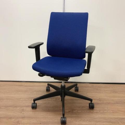 【中古】ウィザードチェア  コクヨ（KOKUYO） 肘付ハイバックチェア