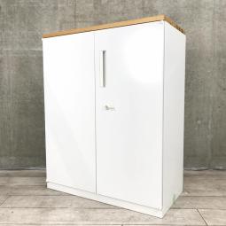 【在庫入替セール品】【定番の両開き書庫が入荷しました！ナチュラル天板でカウンターにも！A4ファイルも楽々収納！】■ウチダ(UCHIDA）製　HSシリーズ　両開き　ローキャビネット　W900×D450×H1130㎜　■ナチュラル天板×本体ホワイト　■ダイヤル錠　【弊社使用欄：A01006361】