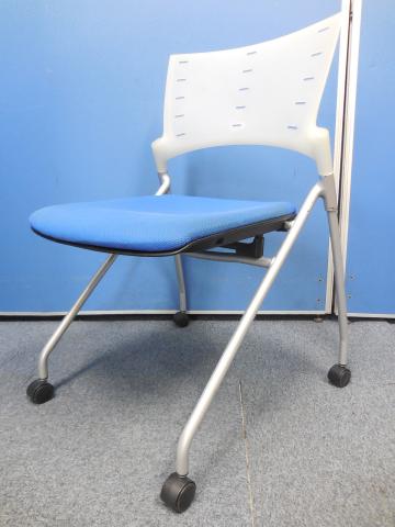 【中古】マノスチェア  イトーキ（ITOKI） ネスティングチェア