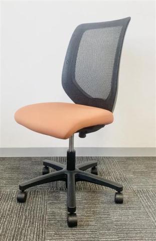 【中古】コルト KT-230PG-T1D3T1 イトーキ（ITOKI） 肘無ハイバックチェア