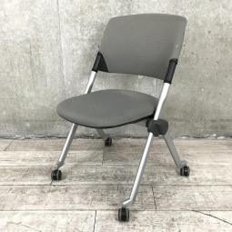 【関東倉庫在庫品】【キャスター付きで移動しやすい！会議やセミナーにオススメ！】■オカムラ製　リータ　ネスティングチェア　■グレー【弊社使用欄：A01006722】【ECBMC】【在庫入替セール品につき限定特価！】