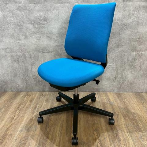 【中古】ミトラシリーズ C04S-10C-BK1 コクヨ（KOKUYO） 肘無ローバックチェア