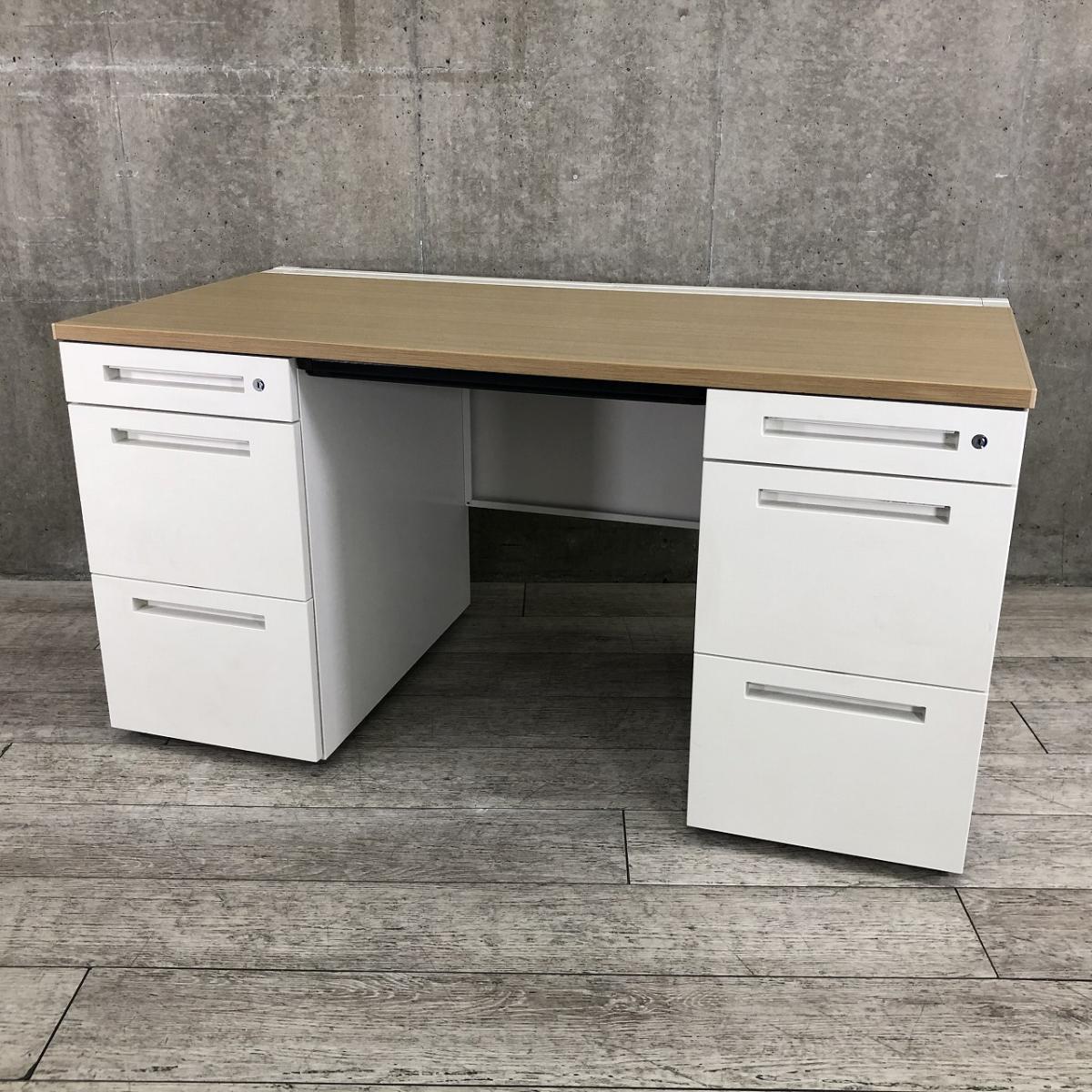 【定価約20万円以上】【あらゆる空間に調和するシンプルデザイン！両袖付きで収納量抜群！上長席にもおすすめ】■イトーキ（ITOKI）　CZRシリーズ　両袖机　横幅1400㎜　■天板：木目ナチュラル/ホワイト　■シリンダー錠
                        CZRデスク
                                    中古
            