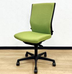 長時間のデスクワークもランバーが快適にサポート!背中全体をサポートするハイバックタイプ ■okamura(オカムラ)製 エスクードチェア クッション背面 ■ハイバック 肘無し ■イエローグリーン 【2509】弊社使用欄【A01033306】※