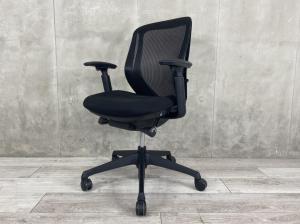 av　オカムラ　シルフィーチェア　ローバック　固定肘　前傾機能　メッシュ　中古品 中古】オカムラ シルフィー ローバック 可動肘 バックカーブ