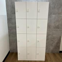 【西】★早い者勝ち★コクヨ製の12人用パーソナルロッカー【エディアシリーズ】が限定1台入荷■ホワイト　■ダイヤル錠【福岡オフィス家具】【福岡中古家具】【中古事務什器】【中古チェア】【中古椅子】