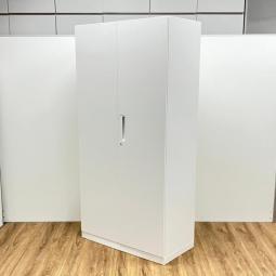 【2台限定】【レアなH1810タイプ！】コクヨ製　エディアシリーズ　ホワイトカラー　高さ1810サイズ　両開き書庫！！　オフィスバスターズ　梅田本店