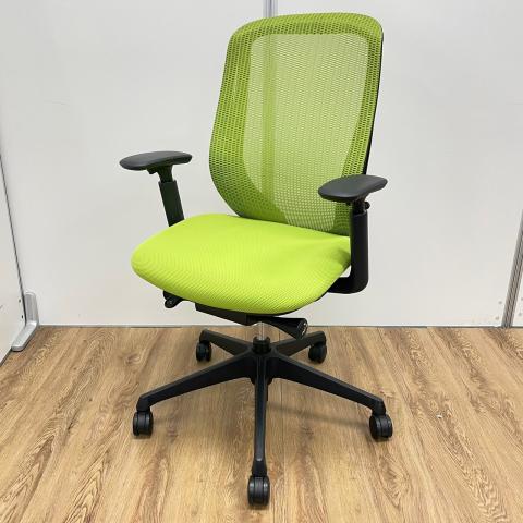 【中古】シルフィーメッシュ  オカムラ（okamura） 肘付ハイバックチェア