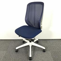 【オカムラ製品で最も人気を集めるメッシュチェア！】■オカムラ(okamura)製　シルフィ（Sylphy）　ハイバック肘無し　■背面メッシュ　■ミディアムブルー×ホワイトシェル【2509】弊社使用欄【A01034536】