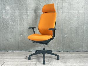 オカムラ　シルフィーチェア　赤 (2018年製) オカムラ オフィスチェア シルフィー ヘッドレスト付き【レッド