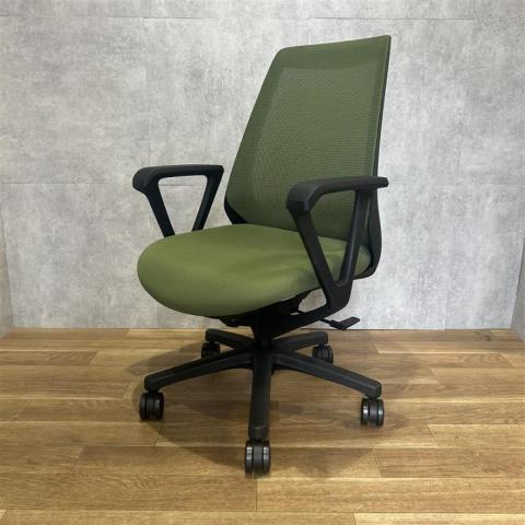 【中古】ノナ  イトーキ（ITOKI） 肘付ローバックチェア