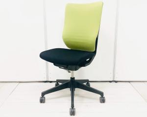 【在庫入替セール品】操作レスで体格にマッチ！優しいグリーンカラーでオフィスの雰囲気も柔らかく！/オススメ(おすすめ) /人気商品　■ハイバック　肘無しチェア　モスグリーン　ブラックフレーム/イトーキ/エピオス【弊社使用欄：A01020320　K】【SN】