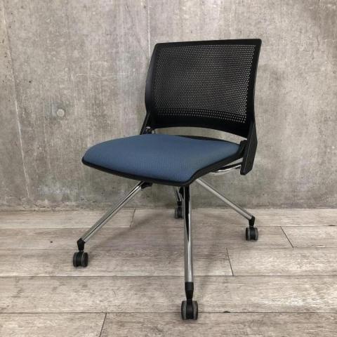 【中古】クリール  オカムラ（okamura） ネスティングチェア