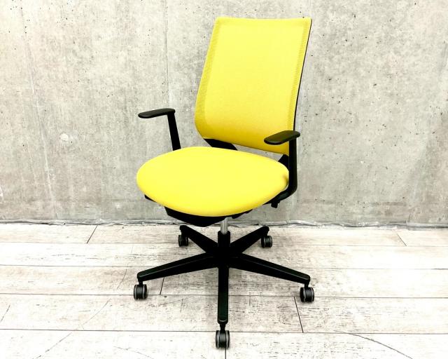 【中古】ミトラシリーズ C04S-10M-BK1 コクヨ（KOKUYO） 肘付ローバックチェア