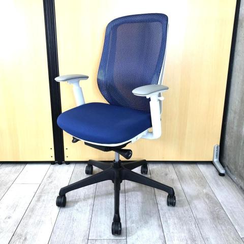 【中古】シルフィーメッシュ C685XW-FMP3 オカムラ（okamura） 肘付ハイバックチェア