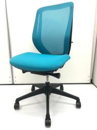 【関西倉庫在庫品】■オカムラ（okamura）製　シルフィー（Sylphy）　肘無ハイバック　■背面メッシュバック　■ブルーグリーン × ブラックシェル　【三次元曲面が快適にフィット！！前傾チルト機能付の大人気メッシュチェア！】