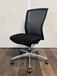 【定価約8万円】【上半身の動きにフィット・体を包み込むメッシュ張地！】■コクヨ（KOKUYO）　フォスターエトス (ETHOS)　ハイバック■ブラック　　■背面メッシュ　肘無しハイバック
〈CS在庫〉　〈愛知、岐阜、三重、静岡、福井、滋賀〉