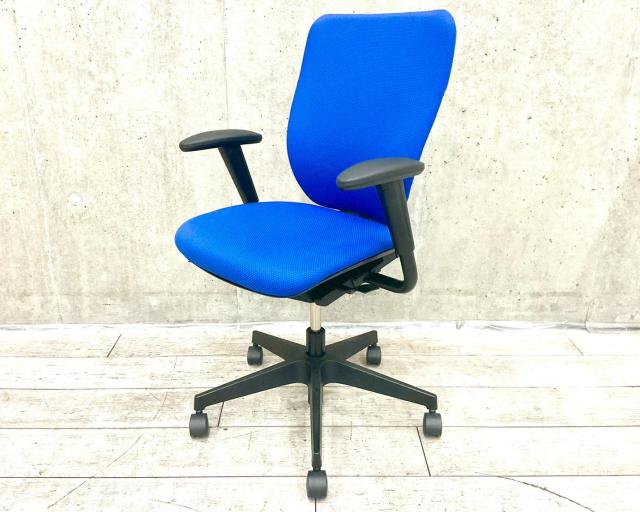 【中古】プラオチェア KE-237GH-T1N7 イトーキ（ITOKI） 肘付ハイバックチェア