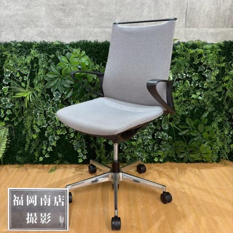 【南】《9-10月 在庫入替セール品 26/⑥》オカムラ製のオフィスチェア(事務椅子)【モードチェア/固定肘】が値下げされました！　＊熊本市で、中古オフィス用品・オフィス家具をお探しなら「オフィスバスターズ熊本サテライト店」へ＊※サテライトは商談スペースのみの為、在庫は福岡の在庫を掲載しております。商品につきましてはお電話にてお問い合わせください。＊