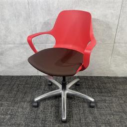 【コンパクトサイズでご自宅にも◎】関家具　ポゴチェア　昇降　オフィスチェア　パソコンチェア　自宅用チェア　レッド　《オフィスバスターズ福岡博多店は、福岡を拠点として、日本全国へ中古オフィス用品・オフィス家具を提供しております》