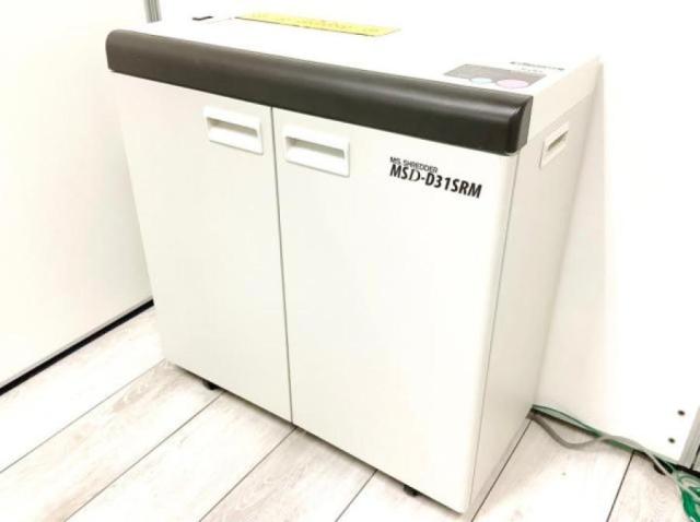【最大細断枚数55枚！！　頼れるオフィスの必需品！】◆明光商会/シュレッダー　MSD-D31SRM/ホワイト　◆情報セキュリティーに！　しっかり書類を粉砕！