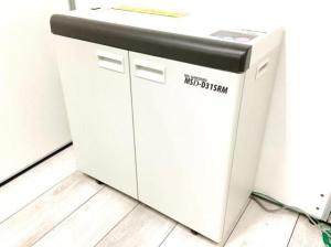 【最大細断枚数55枚！！　頼れるオフィスの必需品！】◆明光商会/シュレッダー　MSD-D31SRM/ホワイト　◆情報セキュリティーに！　しっかり書類を粉砕！