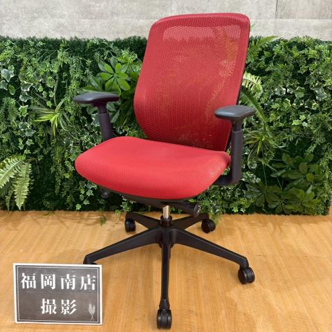 現物写真だから安心！オカムラ製のオフィスチェア【シルフィーシリーズ/可動肘タイプ】が入荷しました！【在庫番号②】　 ＊良品を格安で！「オフィスバスターズ福岡南店」は、福岡を拠点として、全国へ中古オフィス用品・オフィス家具を提供しております。