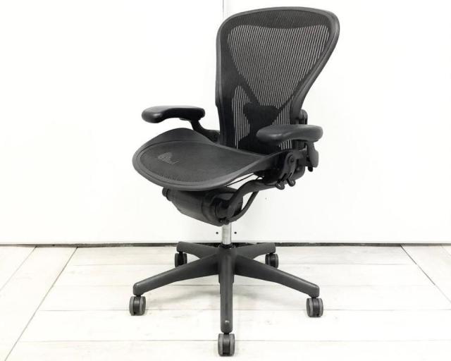 【中古】アーロンチェア（ポスチャー　フル装備） AE113AWB-0001 PJG1BBBK3D0 Herman Miller（ハーマンミラー） 肘付ハイバックチェア