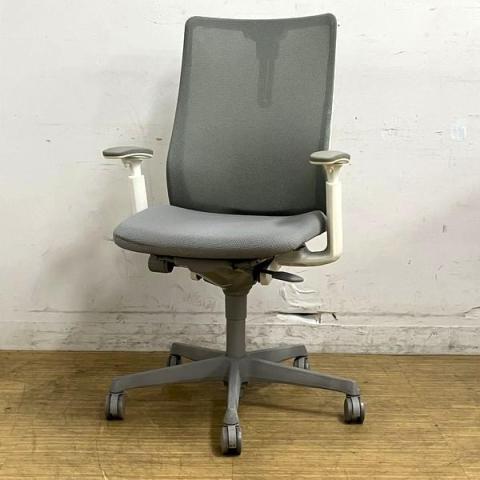 【中古】フルーエントチェア CB86WR FKA3 オカムラ（okamura） 肘付ハイバックチェア