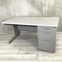 【12台大量入荷】【W1400㎜で幅広！引き出し付きのため収納もバッチリ】■イトーキ（ITOKI）製　CZシリーズ　片袖机　W1400×D700㎜㎜　■シリンダー錠　■グレー
