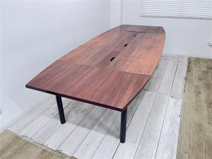 【定価約9万円】【重厚感にあるブランカラーの天板！会議室や応接室におすすめ！】■R.Fヤマカワ/RFPC-201　■ブラウン　■配線口あり　■大型ミーティングテーブル　■W3000D1200H700