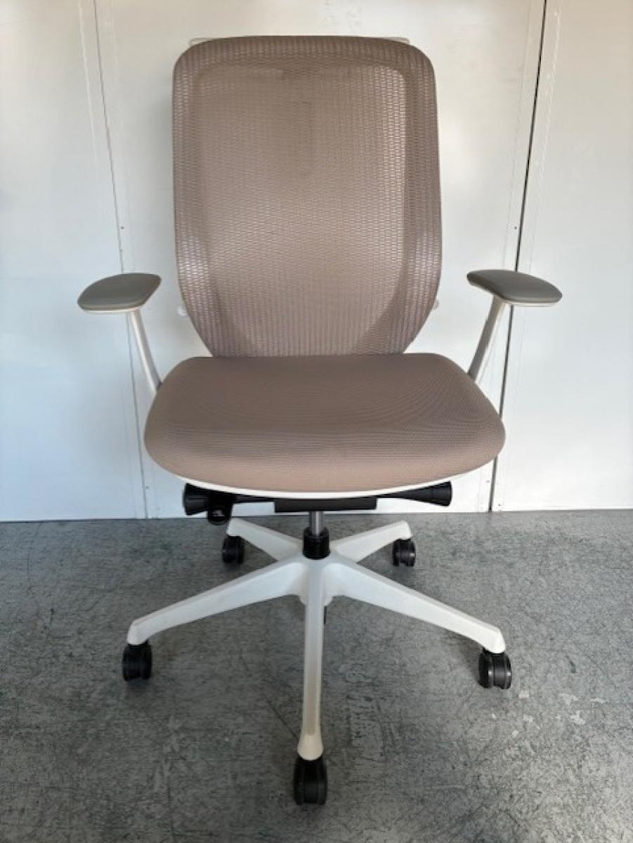 中古】シルフィーメッシュ オカムラ/okamura 肘付ハイバック