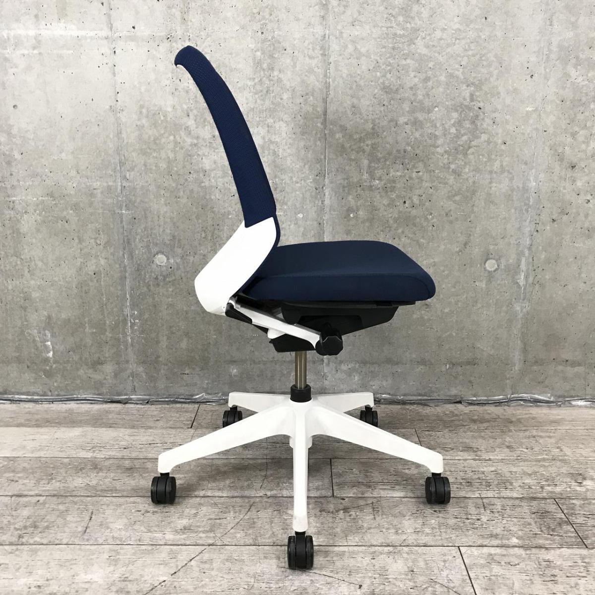 未使用‼️イトーキ　ノートチェア！ 中古】ノート KJ-180JB-W9B2 イトーキ/ITOKI 肘無ハイバック