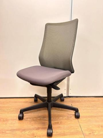 【中古】フルーエントチェア  オカムラ（okamura） 肘無ハイバックチェア