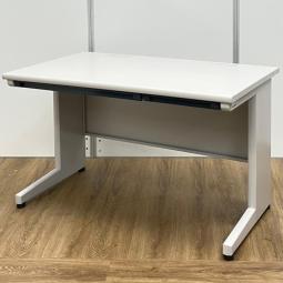 【大人気の横幅1200ｍｍサイズ！グレーカラー平机の入荷！使い勝手抜群！】■イトーキ製　CZ　平机　グレー　引き出し　《オフィスバスターズ福岡博多店は、福岡を拠点として、日本全国へ中古オフィス用品・オフィス家具を提供しております》