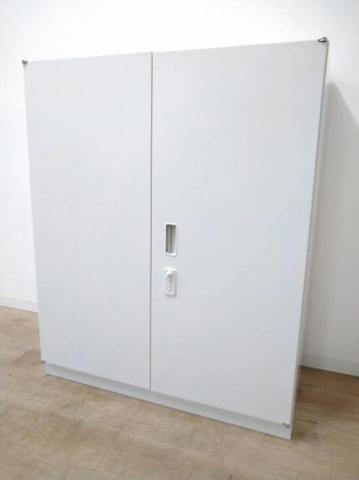 【中古】シンライン  イトーキ（ITOKI） ローキャビネット／両開き