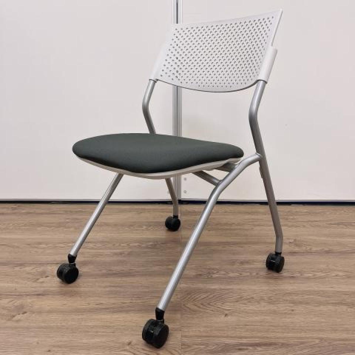 【10脚大量入荷】内田洋行　FM-265　ミーティングチェア　ネスティングチェア　ダークグレイ　会議室　会議　オフィスバスターズ　梅田本店
                        FM-265シリーズ
                                    中古
            