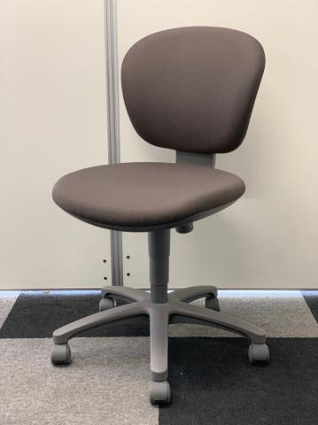 【中古】レグノチェア2  コクヨ（KOKUYO） 肘無ローバックチェア